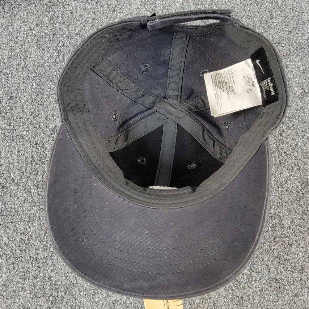 Nike Infant Baseball Cap Black White Swoosh Logo Adjustable Hat 2902-693‎